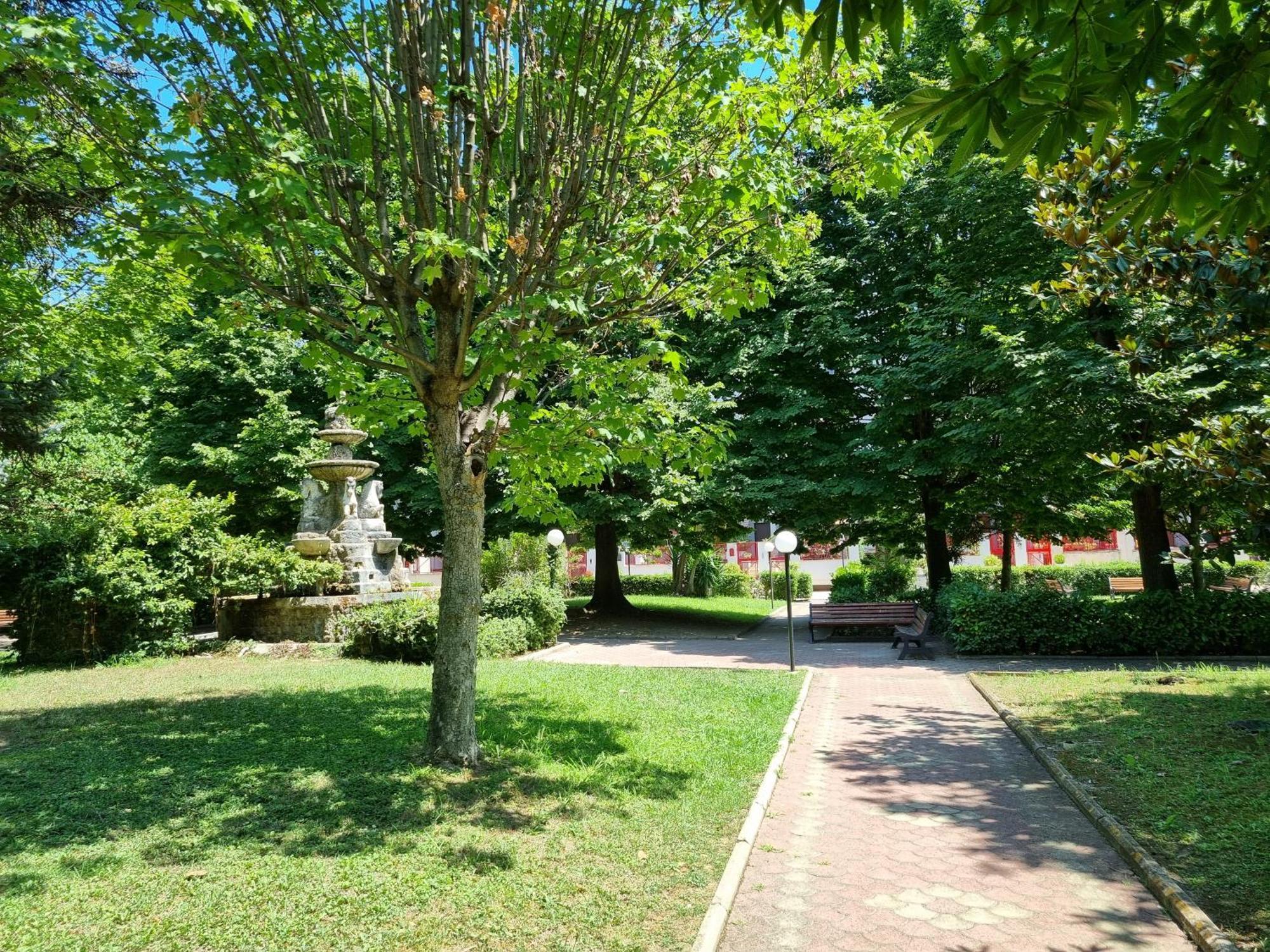 Intero Appartamento Con Giardino E Parcheggio Rome Bagian luar foto
